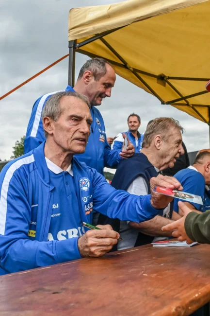 internacionali-brezno-petras-pecko-jurkemik-autogramiada.jpg