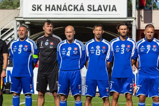 kozlej-contofalsky-holosko-had-medved.JPG